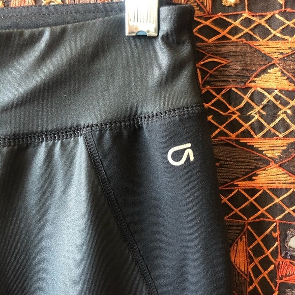 Gap Fit Seamed Leggings - Picture 3 of 5